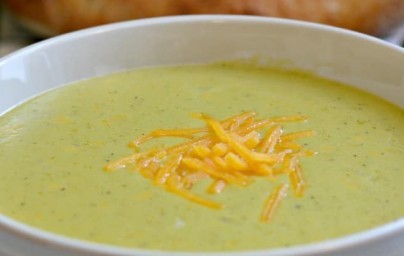 LCHF bezglutenska juha s jalapeno paprikom LCHF bezglutenska juha s jalapeno paprikom
